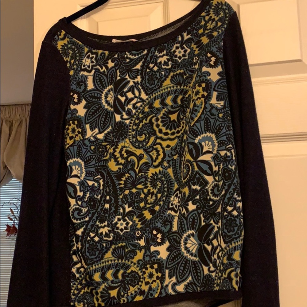 Ezra sweater medium
